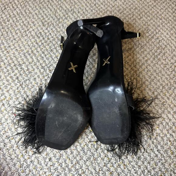 INSANE Stunning express black fluffy puff feather toed heels - Picture 5 of 6
